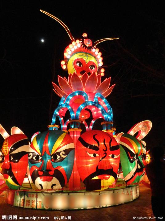 闹花灯(流传于广东省清远市英德市的传统民俗舞蹈,广东省级第二批非物质文化遗产之一)