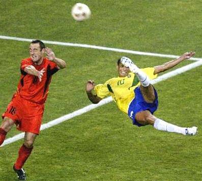 倒挂金钩（足球术语）