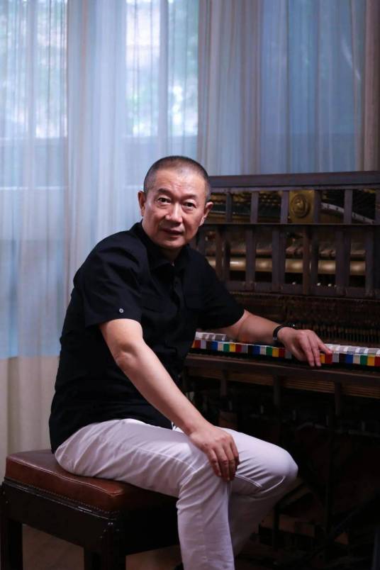 谭盾（美籍华裔作曲、指挥）