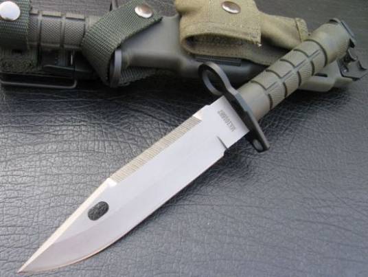 军刀（军用匕首）