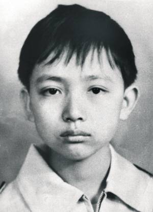 赖宁（1988年救火牺牲的“英雄少年”、革命烈士）