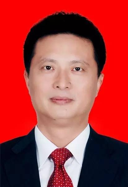 张文(广东省深圳市人大常委会党组成员)