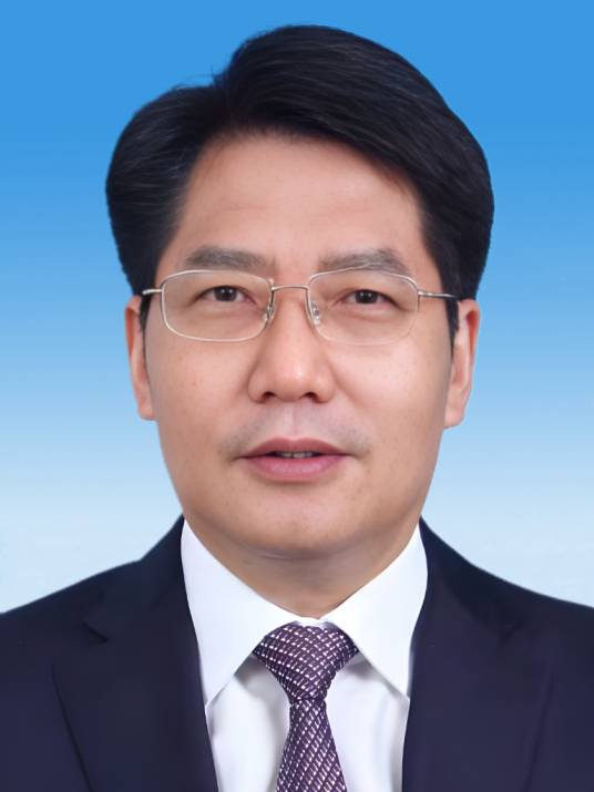 邓云锋（山东省人民政府党组成员、副省长）