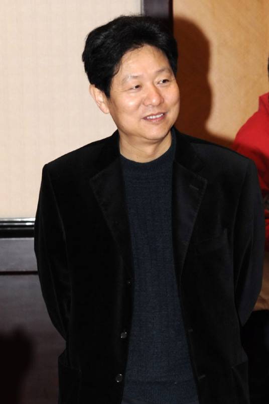 罗浩（著名制片人）