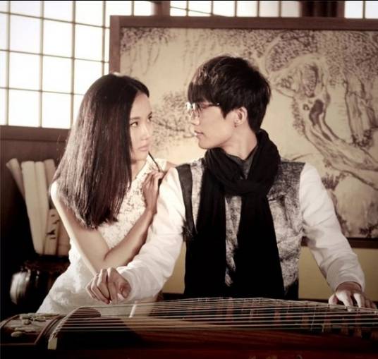 惊鸿一面（2014年许嵩和黄龄演唱歌曲）