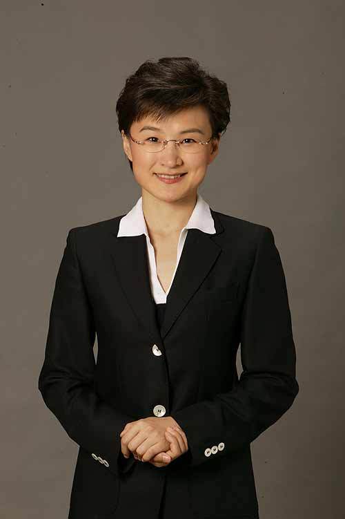 董倩（央视主持人）