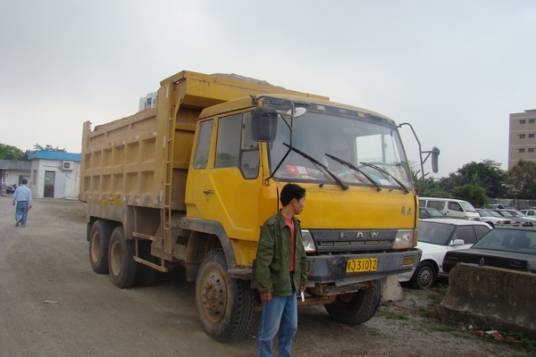 泥头车（运输工具）