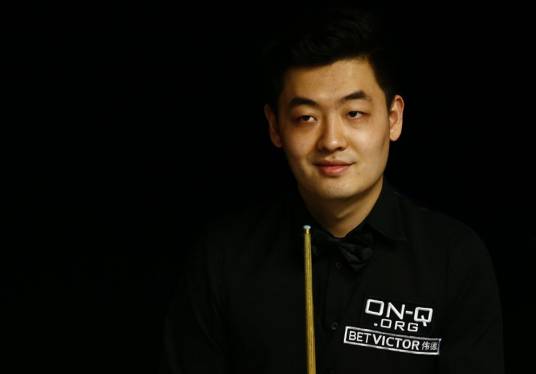 田鹏飞(中国台球运动员)