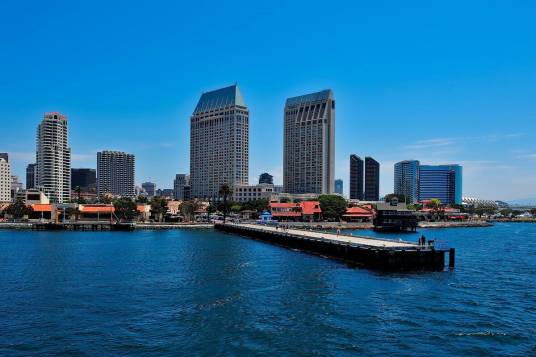 圣迭戈（美国第八大城市）