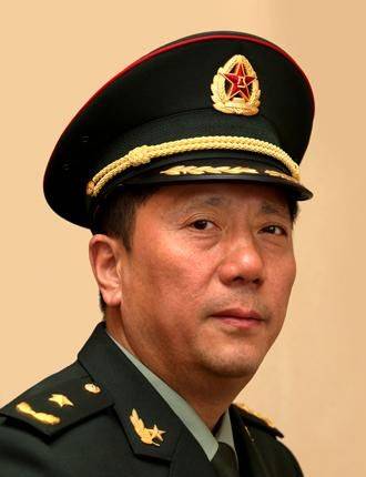 秦卫江（中国人民解放军东部战区陆军原司令）