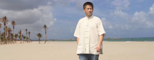 牧之(海南大学艺术学院教授)