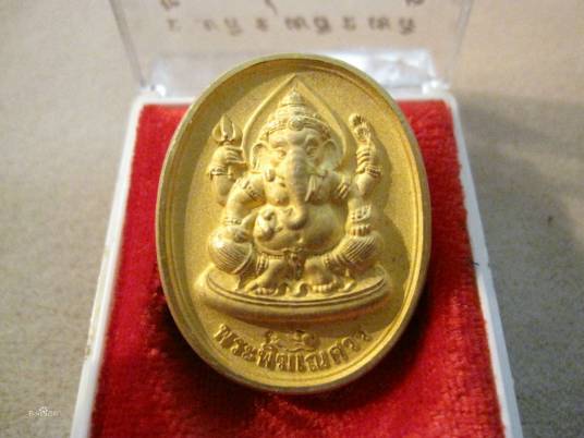 佛牌（佛教的护身符）