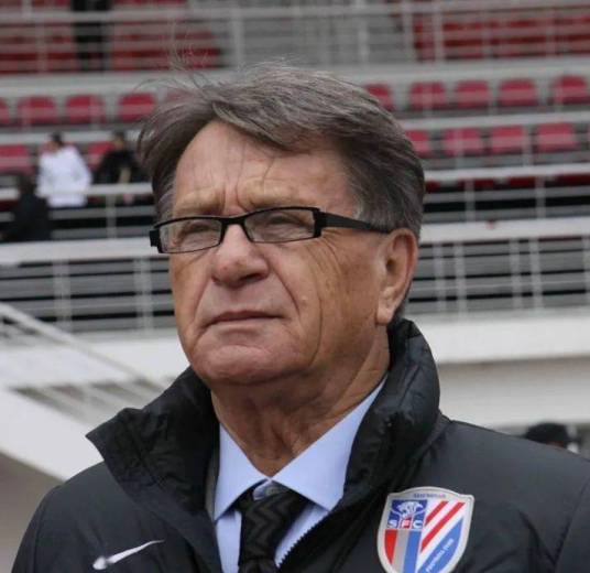 米罗斯拉夫·布拉泽维奇