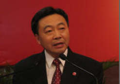 黄卫平（中国人民大学教授）