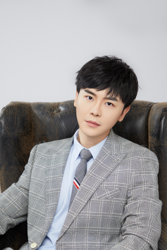 周思成（一笑而过创始人）