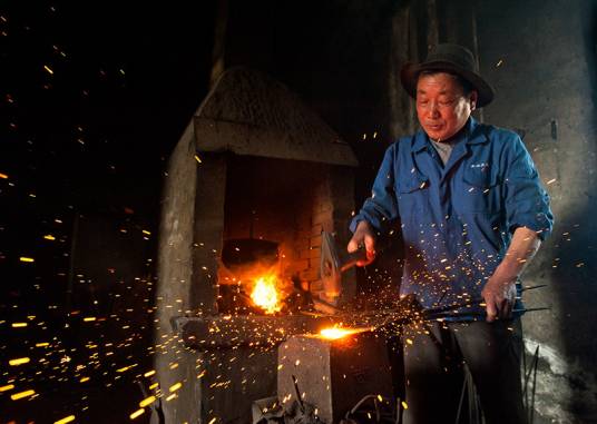 打铁（锻造工艺）