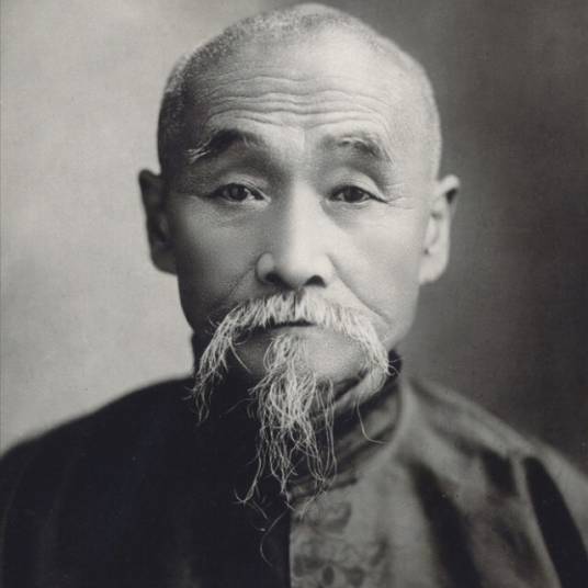 王凤仪（伪满洲东北“万国道德会” 总会首领）