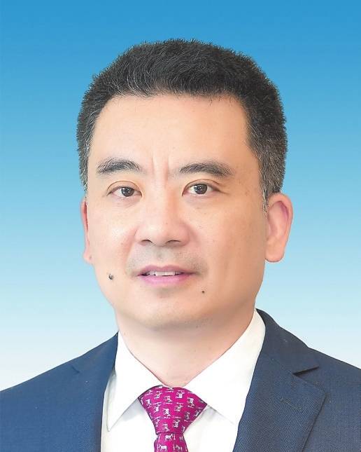 夏文勇（江西省人民政府党组成员、副省长）