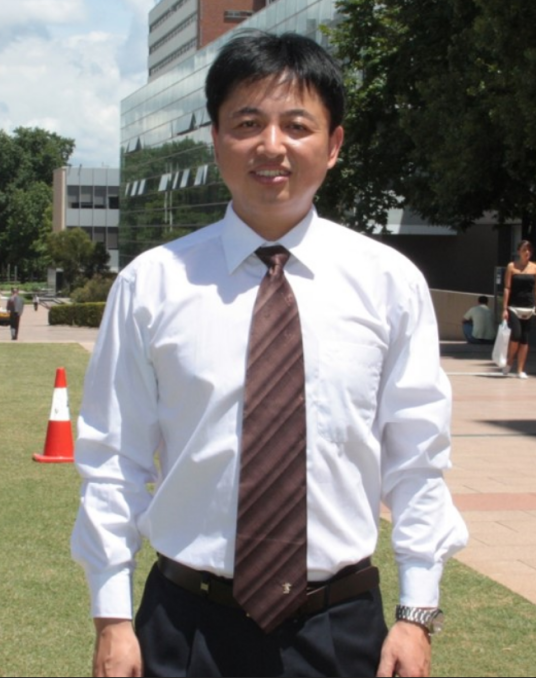 张阳（湖南大学教授）