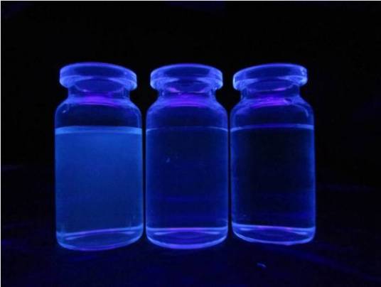 离子液体（全部由离子组成的液体）