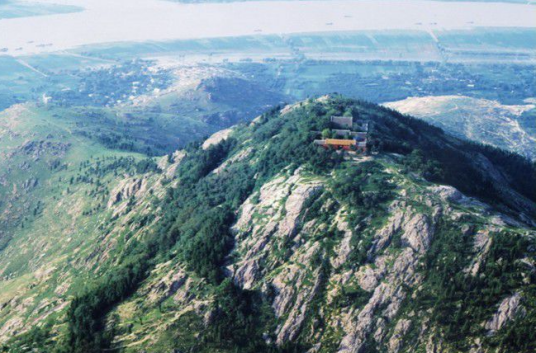 涂山（安徽省蚌埠市山峰）