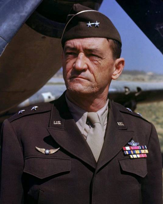 克莱尔·李·陈纳德