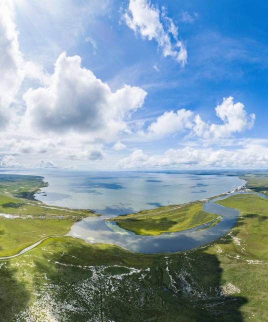 呼伦湖（内蒙古自治区呼伦贝尔市境内额尔古纳河流域湖泊）