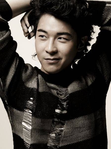 周俊伟（中国香港男歌手、演员）