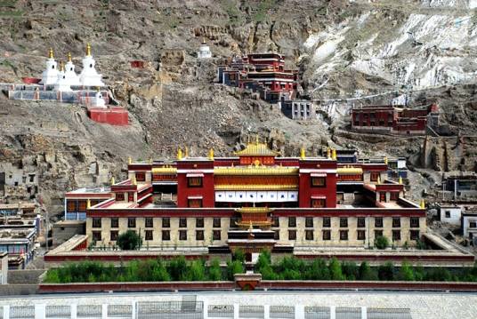 扎什伦布寺（第一批全国重点文物保护单位、国家5A级景区）