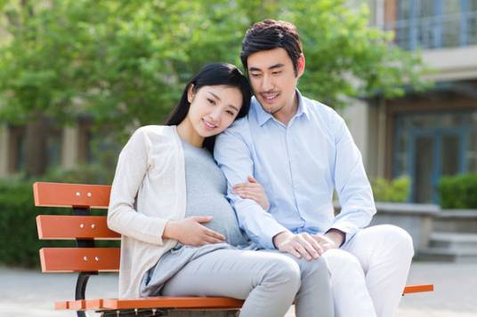 父母（父亲和母亲的总称）