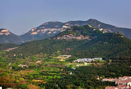 千佛山（中国山东省济南市国家4A级旅游景区）