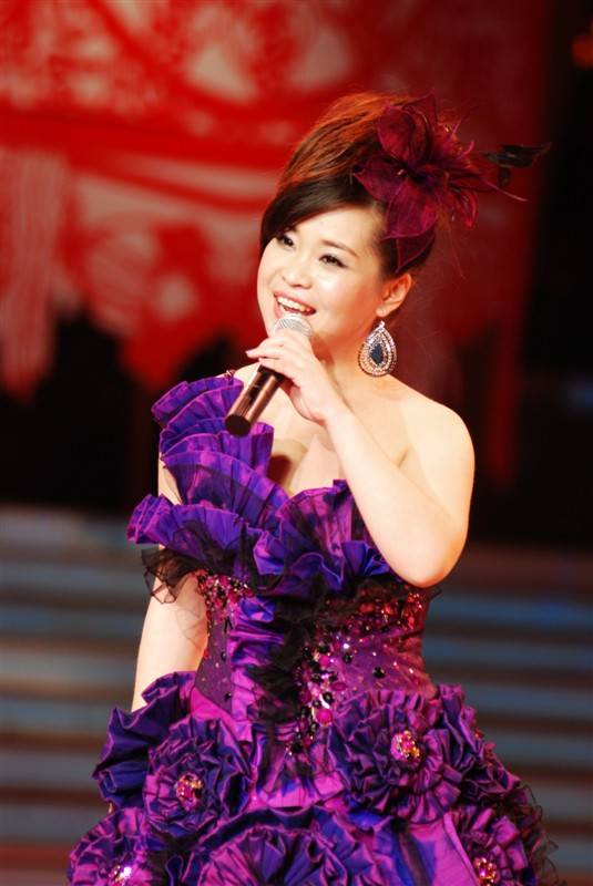 刘馨予（中国辽宁籍女歌手）