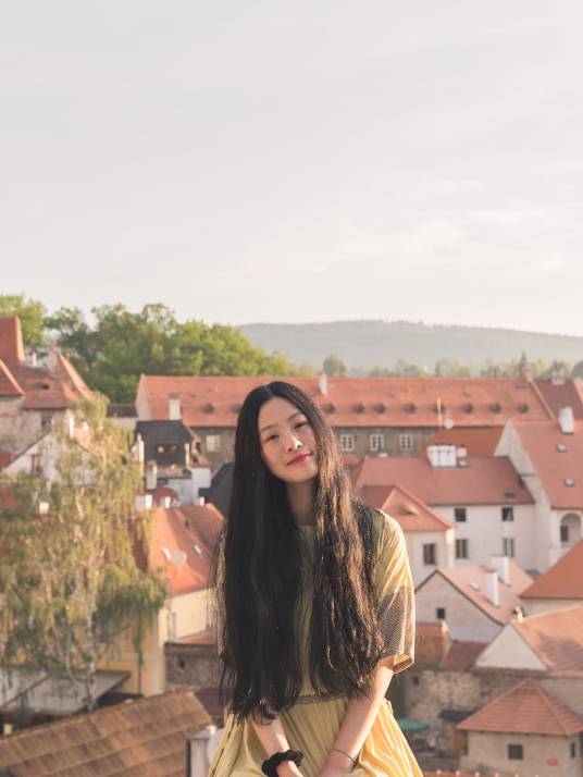 落落(中国当代作家、导演、编剧)