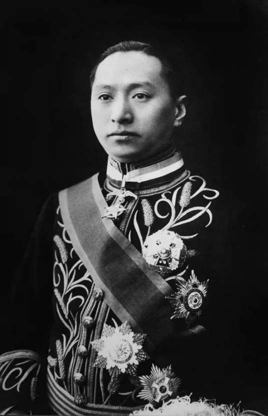 顾维钧