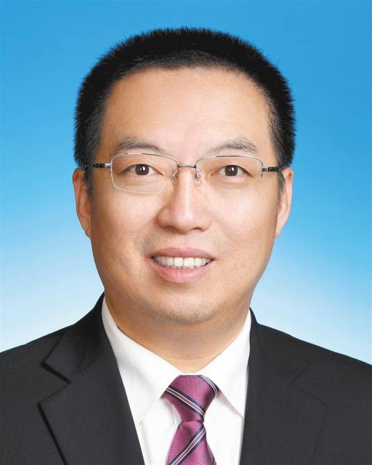 李春临（国家发展和改革委员会党组成员、副主任，中国人民银行货币政策委员会委员）