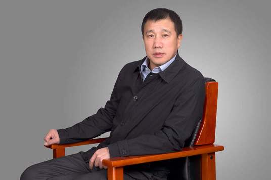 孙广信（新疆广汇实业投资（集团）有限责任公司董事长）