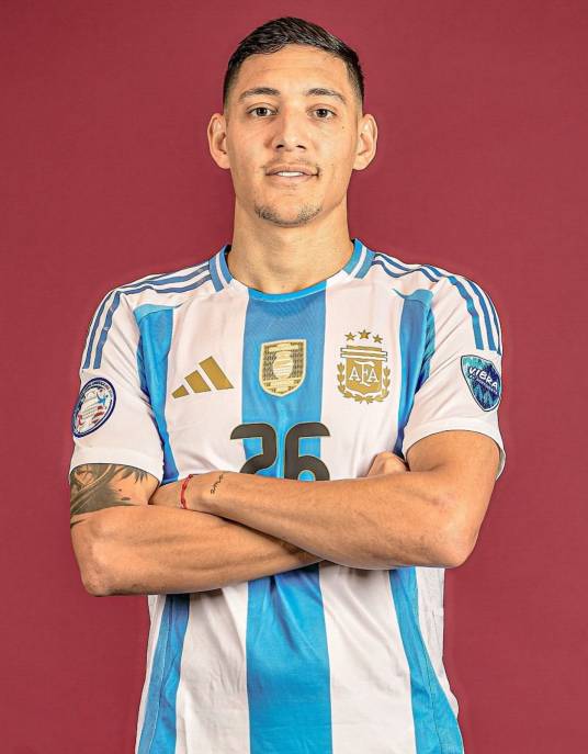 纳韦尔·莫利纳