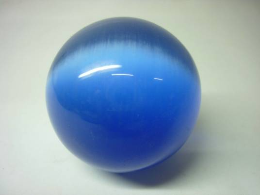 猫眼（矿物宝石）