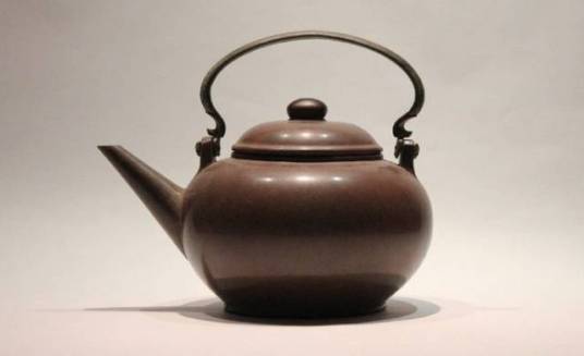 茶壶（带嘴器皿）