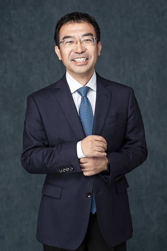 何帆（上海交通大学中国发展研究院院长）