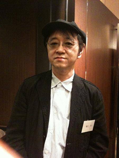 绫辻行人（日本推理文学标志人物）