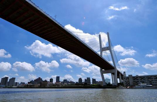 南浦大桥(中国上海市境内过江通道)