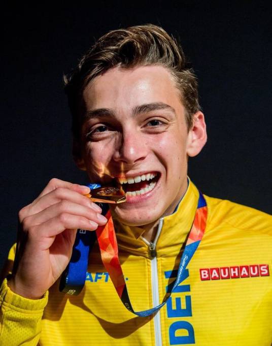 阿曼德·杜普兰蒂斯