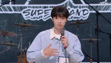 张嘉元称哇唧唧哇和我哇唧娱乐有什么关系，你对此有什么看法？