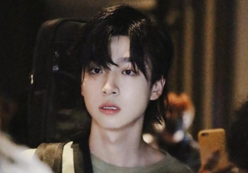 张嘉元称哇唧唧哇和我哇唧娱乐有什么关系，你对此有什么看法？