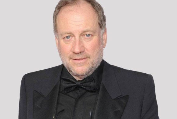 鸟叔演唱的champion原唱是谁