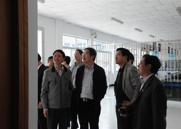 通州区财政局的领导分工