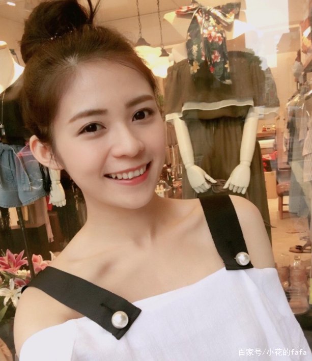 韩宜邦与相恋7年女友分手，与小11岁女星林萱瑜同居，对此你怎么看？