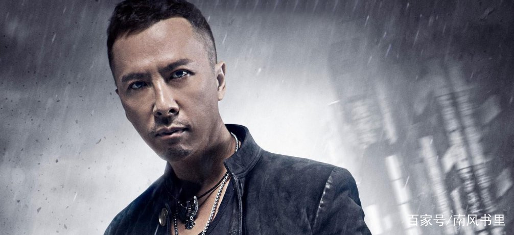 “跌落神坛”的几位明星，成龙证明不服老真的不行，你知道都有谁吗？