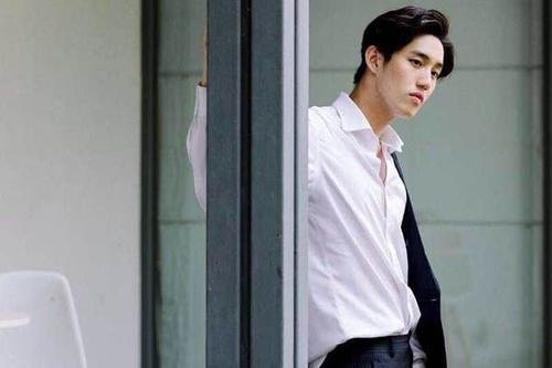 除了黄书豪、Mike四婶，还有哪些泰国明星火了后剃度出家了呢？